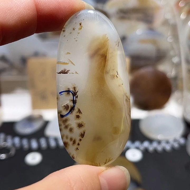 玛瑙/玉髓未镶嵌颈饰