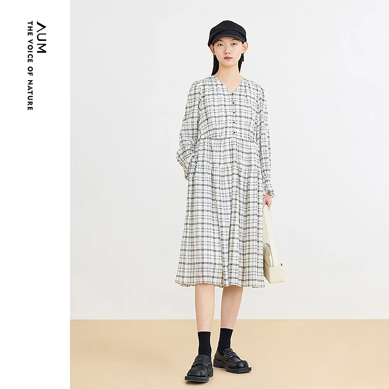 AUM连衣裙MCEG10056