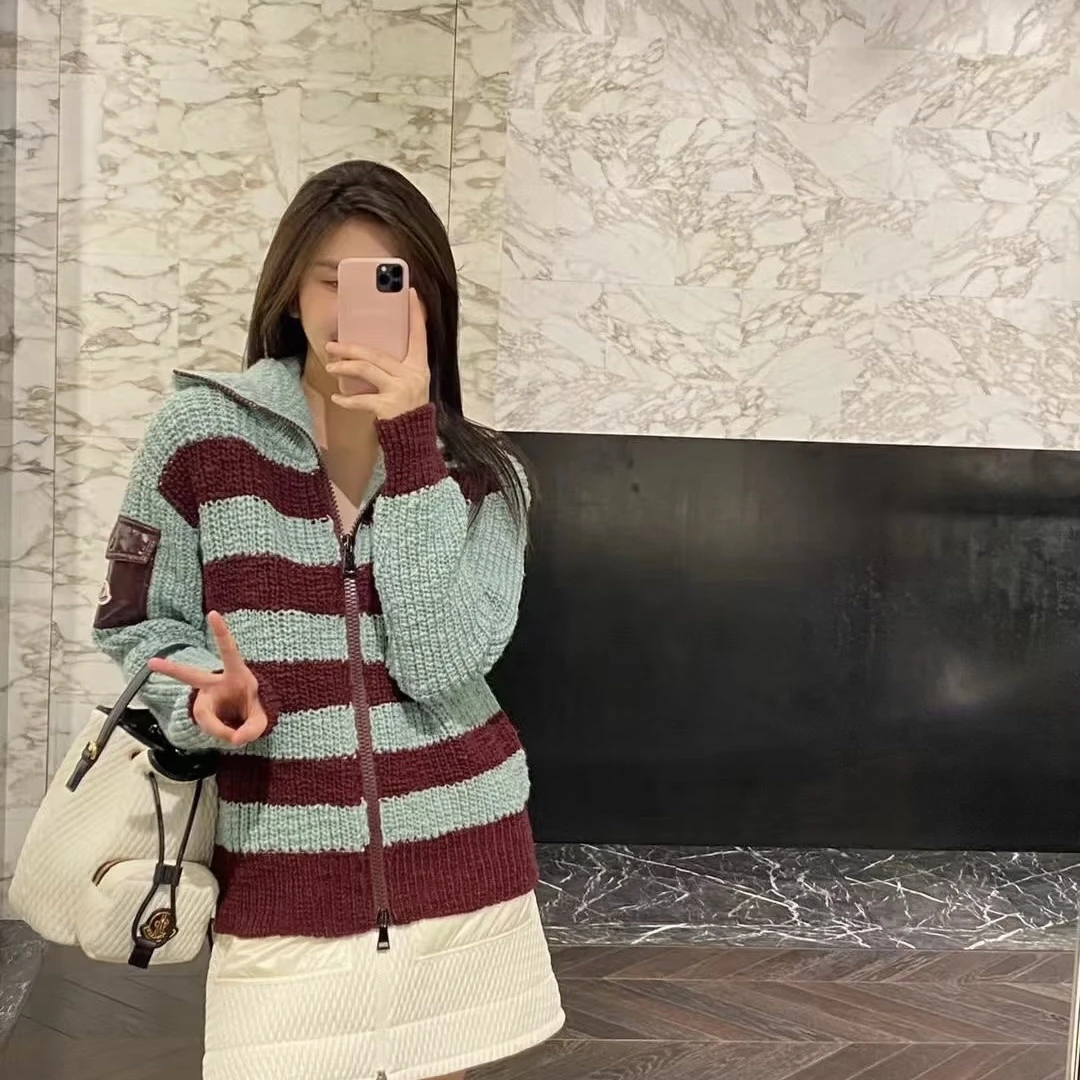 99新 MONCLER Moncler 羊毛厚款拉链外套 M码