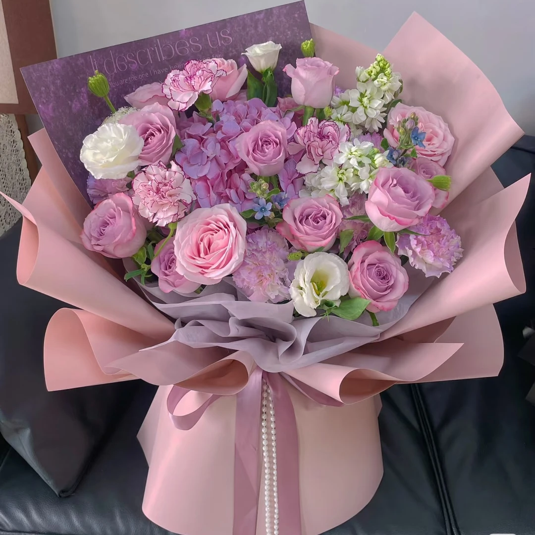 粉色绣球19朵玫瑰康乃馨混搭花束送妈妈女士生日花店送花上门