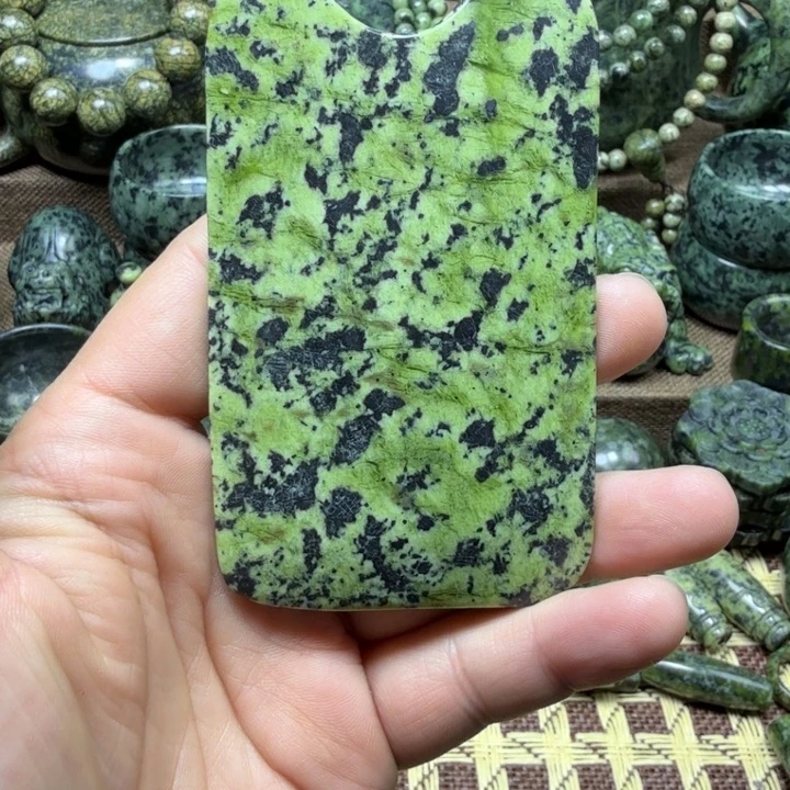 蛇纹石玉未镶嵌药王石能量养生产品