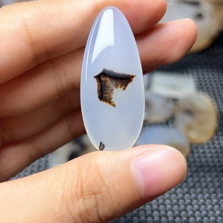 玛瑙/玉髓未镶嵌珠宝半成品