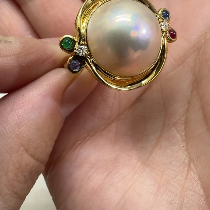拼合珍珠（马贝珠）18K金镶嵌戒圈