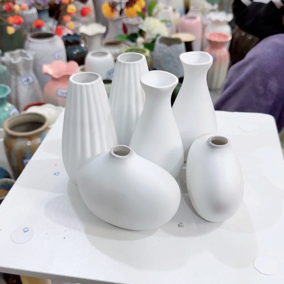 6个迷你小花瓶瑕疵有黑印记