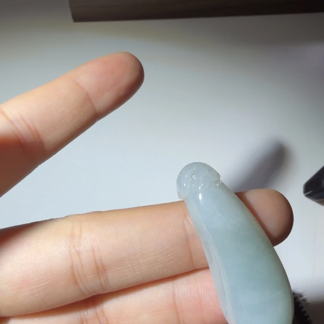 颈饰未镶嵌翡翠好