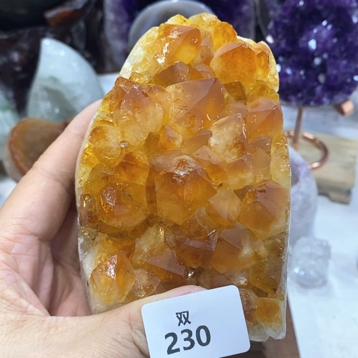 水晶大型摆件（非配饰）未镶嵌