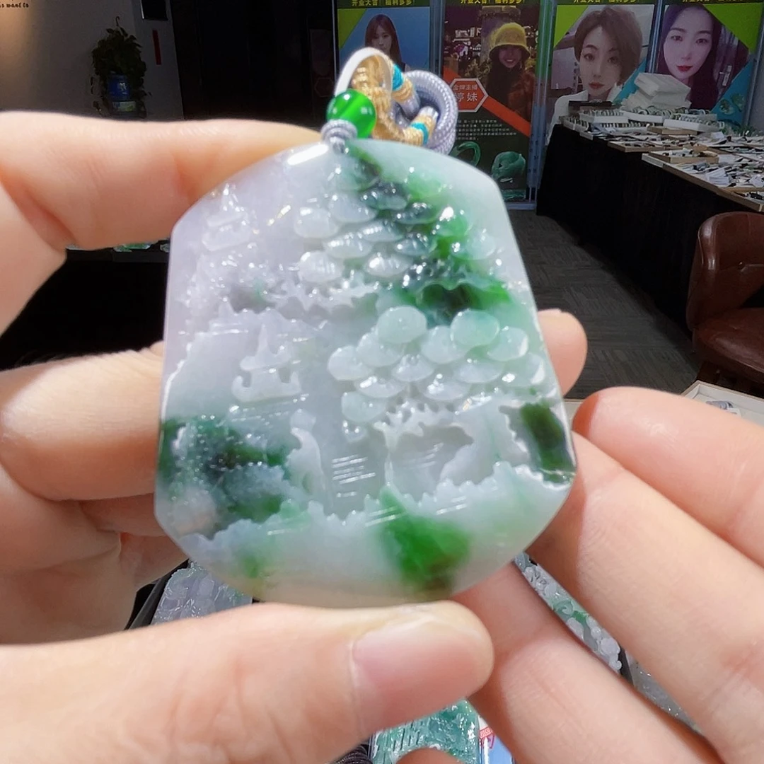 颈饰未镶嵌翡翠一