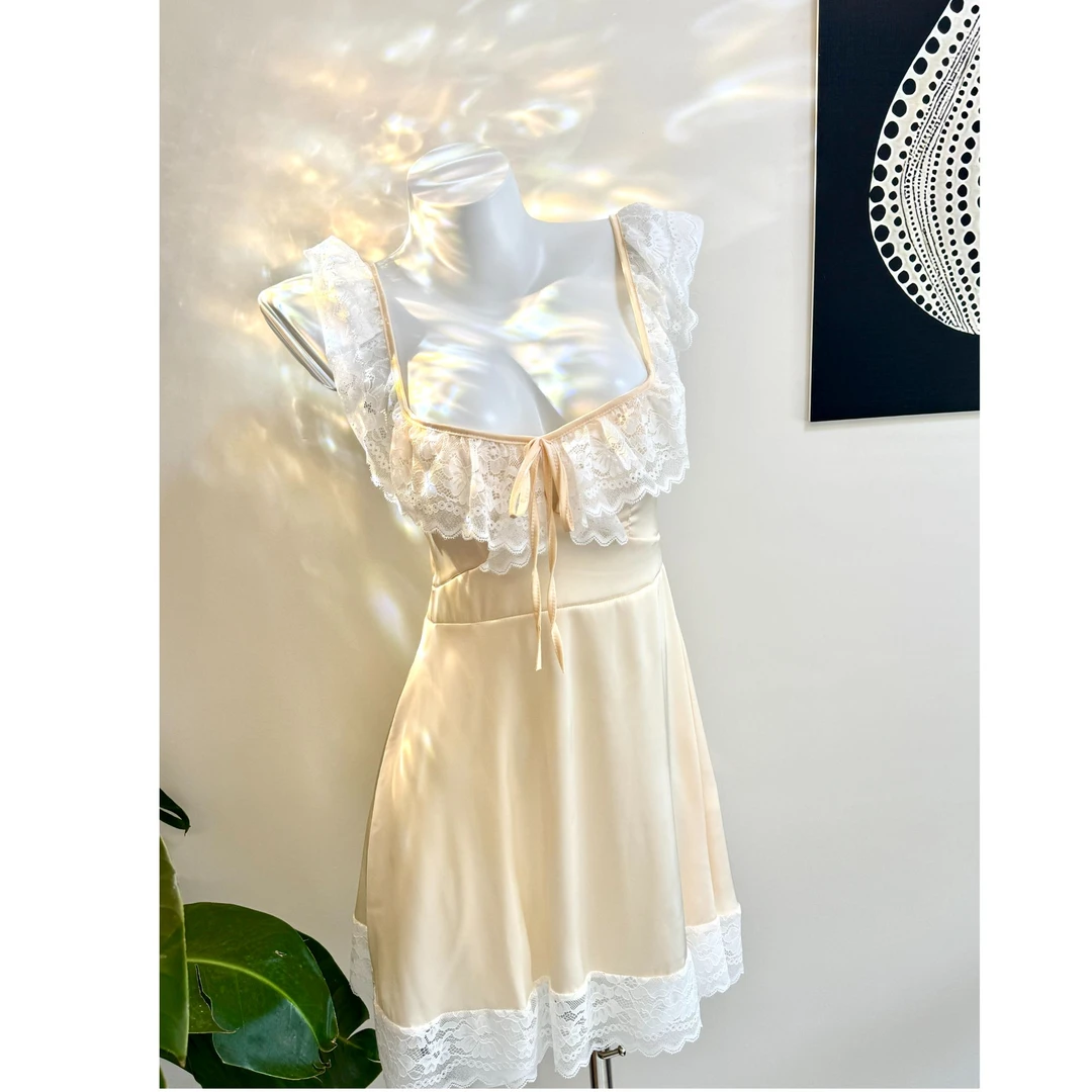 蕾丝洛丽塔女吊带裙式睡裙时尚V领显瘦性感甜美气质纯欲