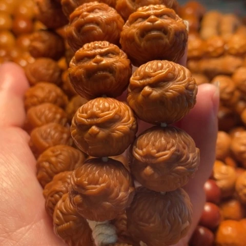 手串猴头核桃゛**七舞台
