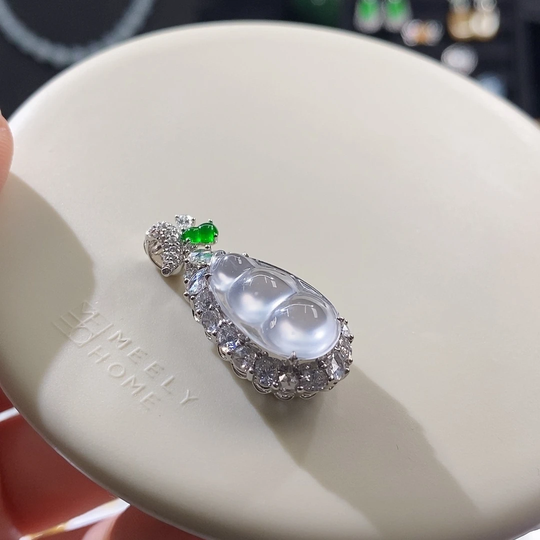 翡翠散珠玻璃种福豆