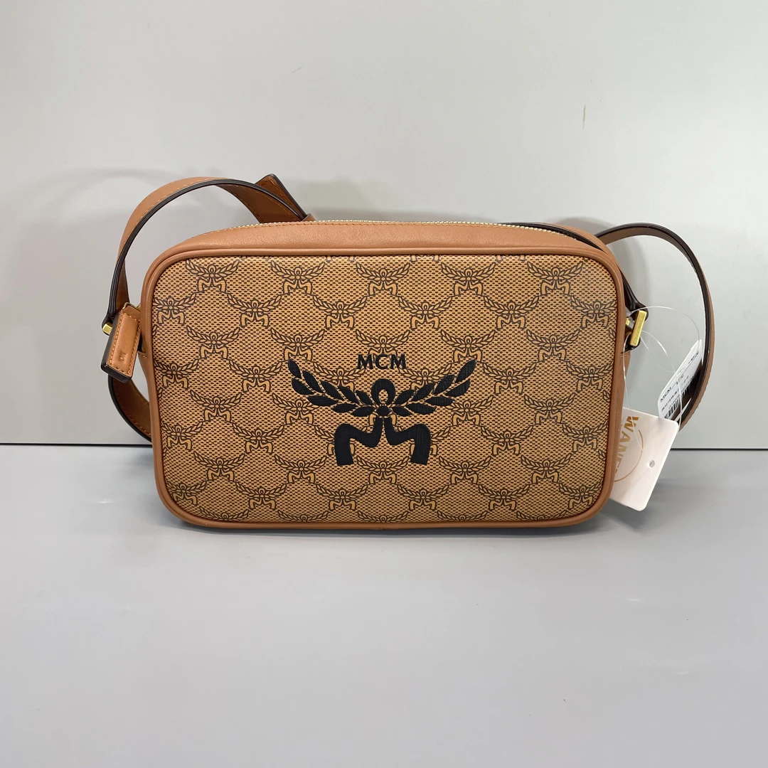 99新 MCM 媚姐/mcm新款相机包23*15*5cmG030703