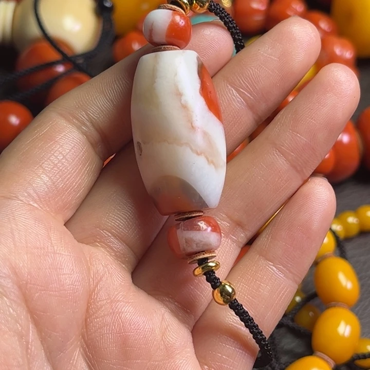 颈饰琉璃一****爱琉璃………..