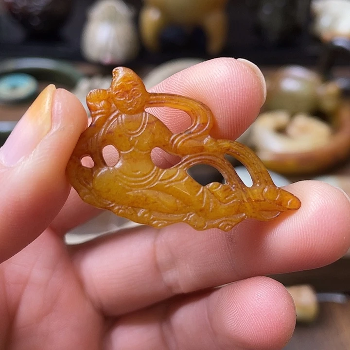 和田玉（糖玉）未镶嵌颈饰