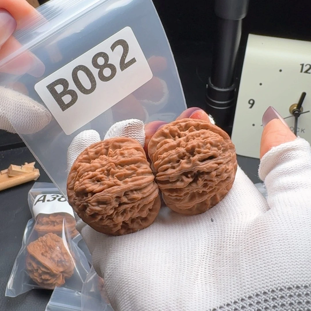 文玩核桃把件41+楼子B082