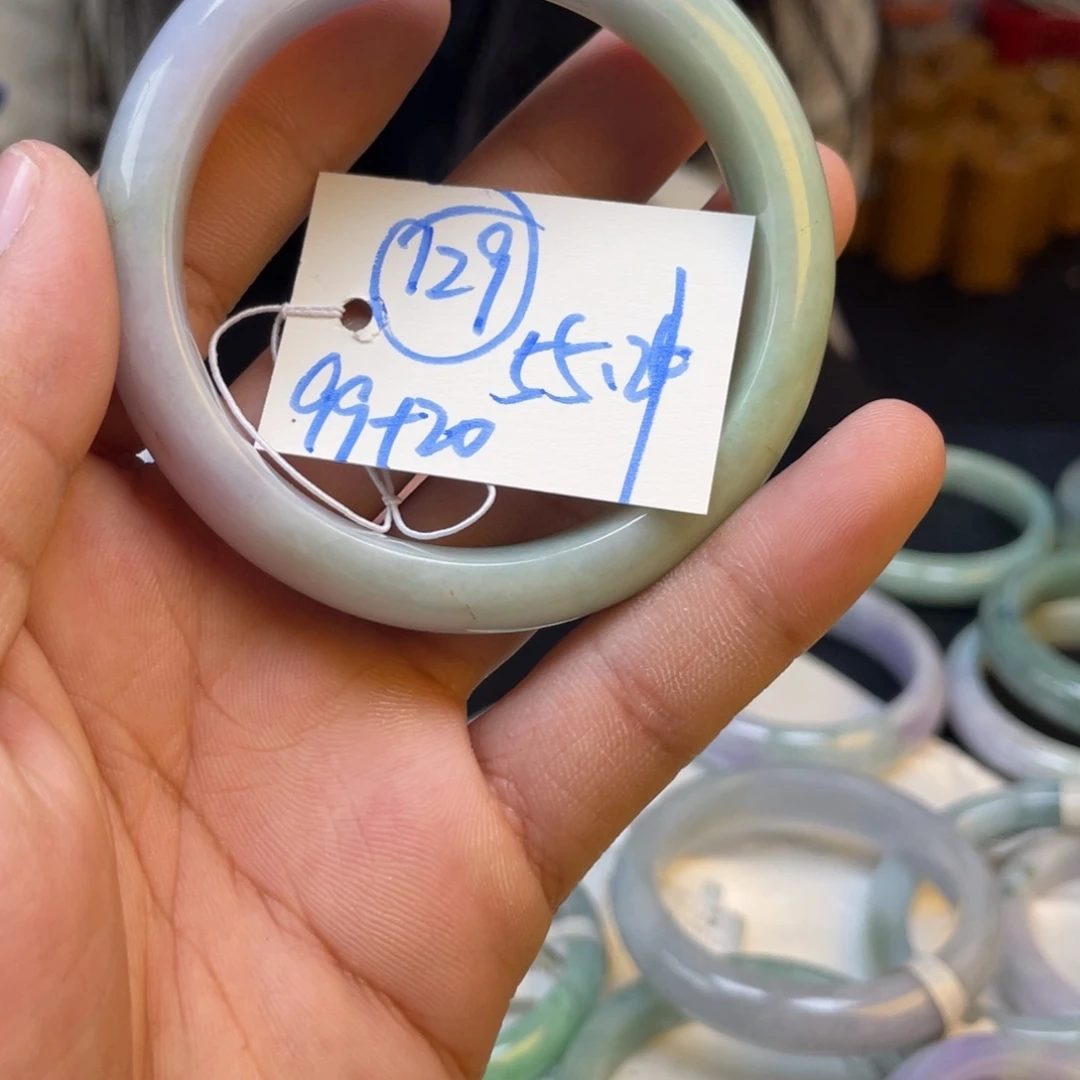 未镶嵌手镯翡翠129