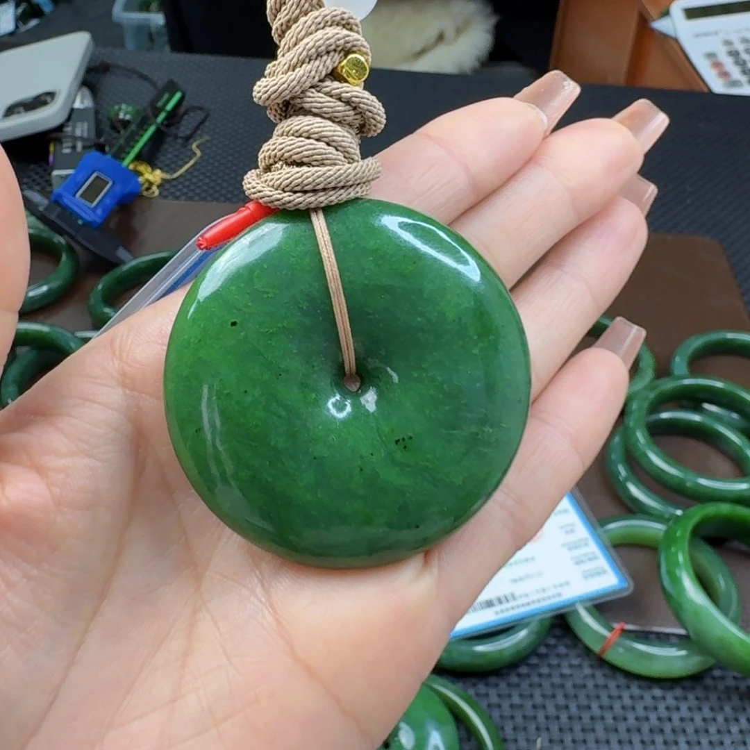 和田玉（碧玉）颈饰未镶嵌