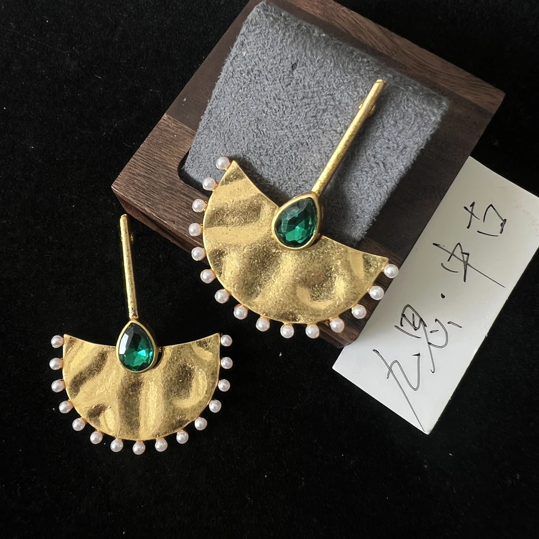 925银仿珍珠耳饰 925银电镀耳饰 中古复古宫廷风风扇叶珍珠耳环轻