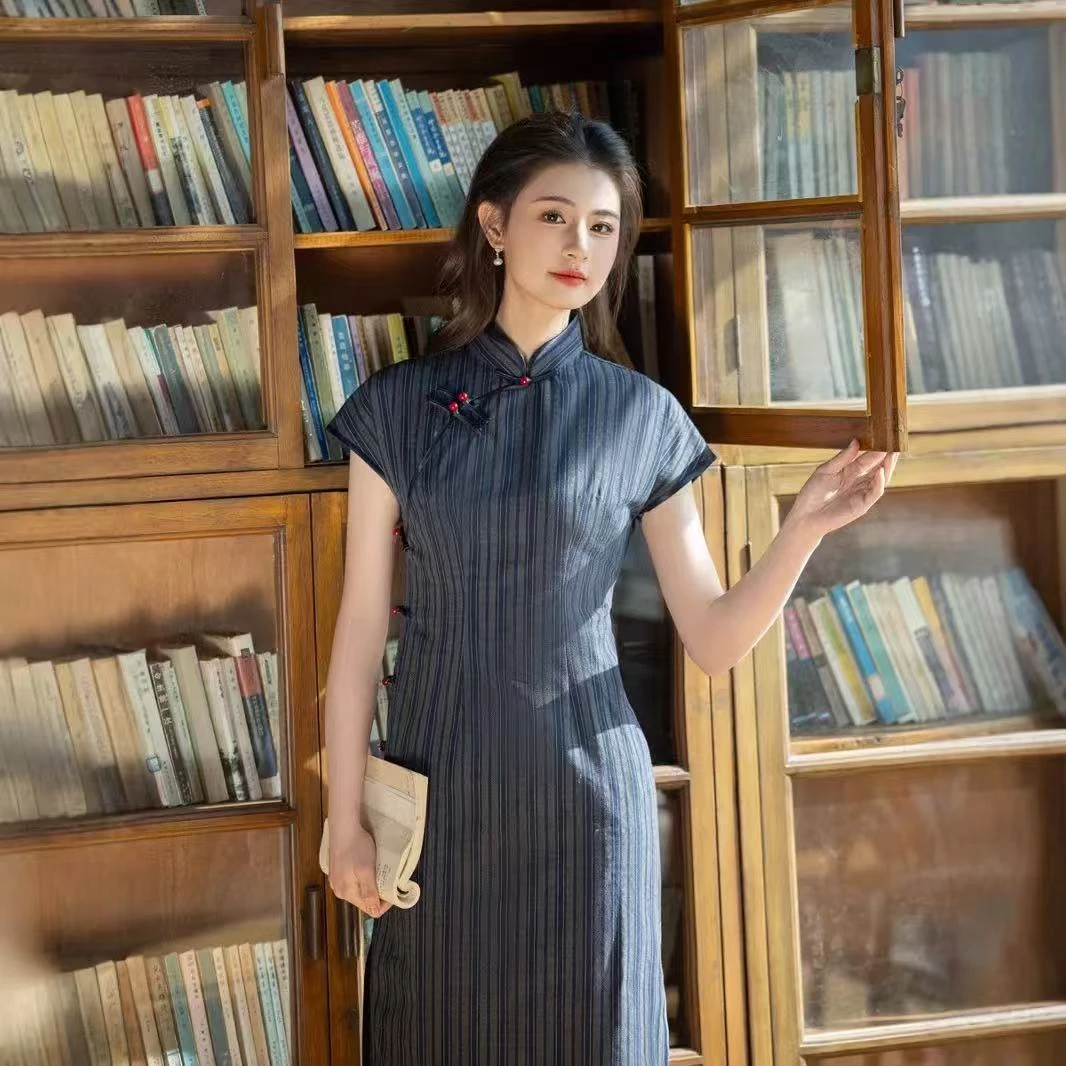 年轻款民国文艺条纹『南絮』旗袍