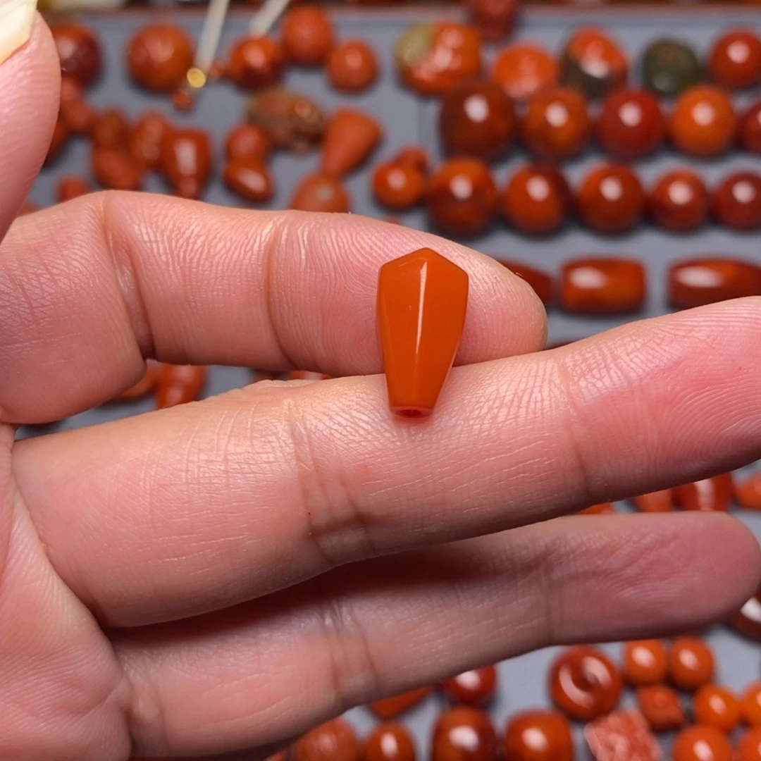 南红玛瑙纯色精工三通未镶嵌