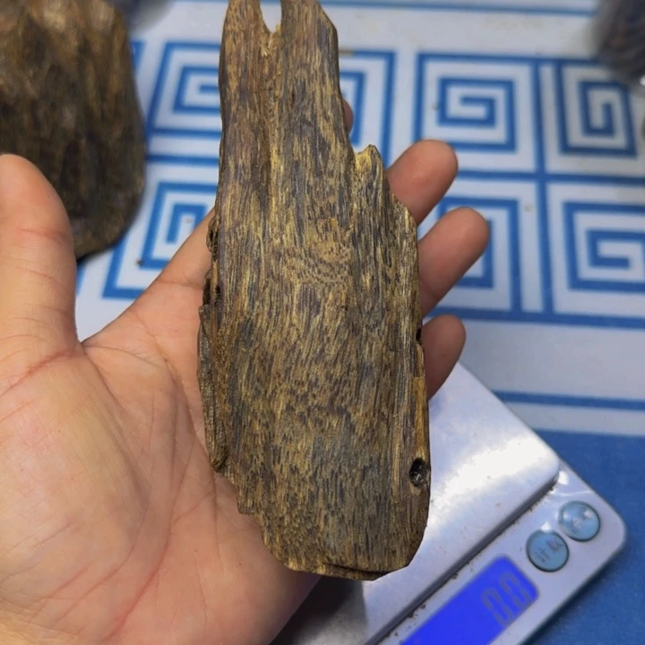 木手工艺雕塑根雕木方板材56克