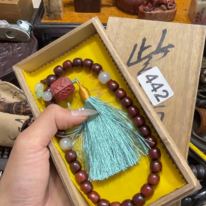 端景台紫檀木类木