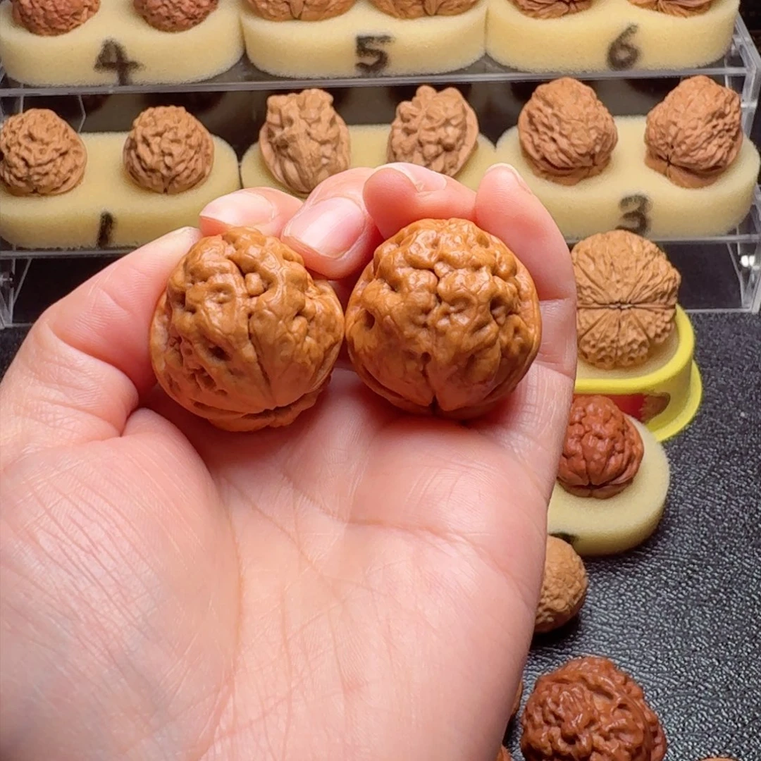 文玩核桃把件君*网红疙瘩包