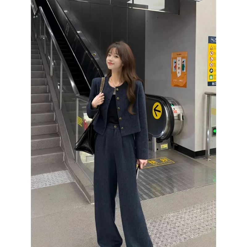 精选新款女2025早春高定轻奢气质显瘦外套+长裤两件套装
