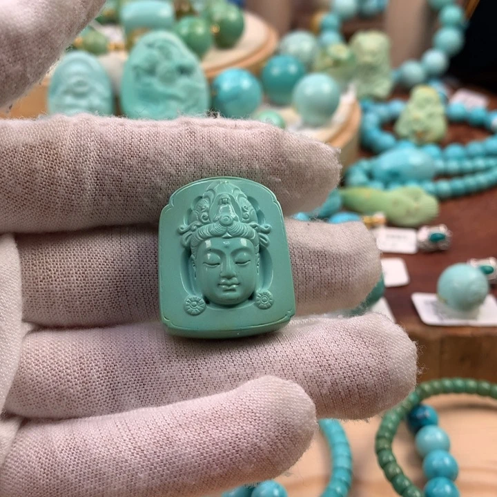 绿松石未镶嵌珠宝奇石