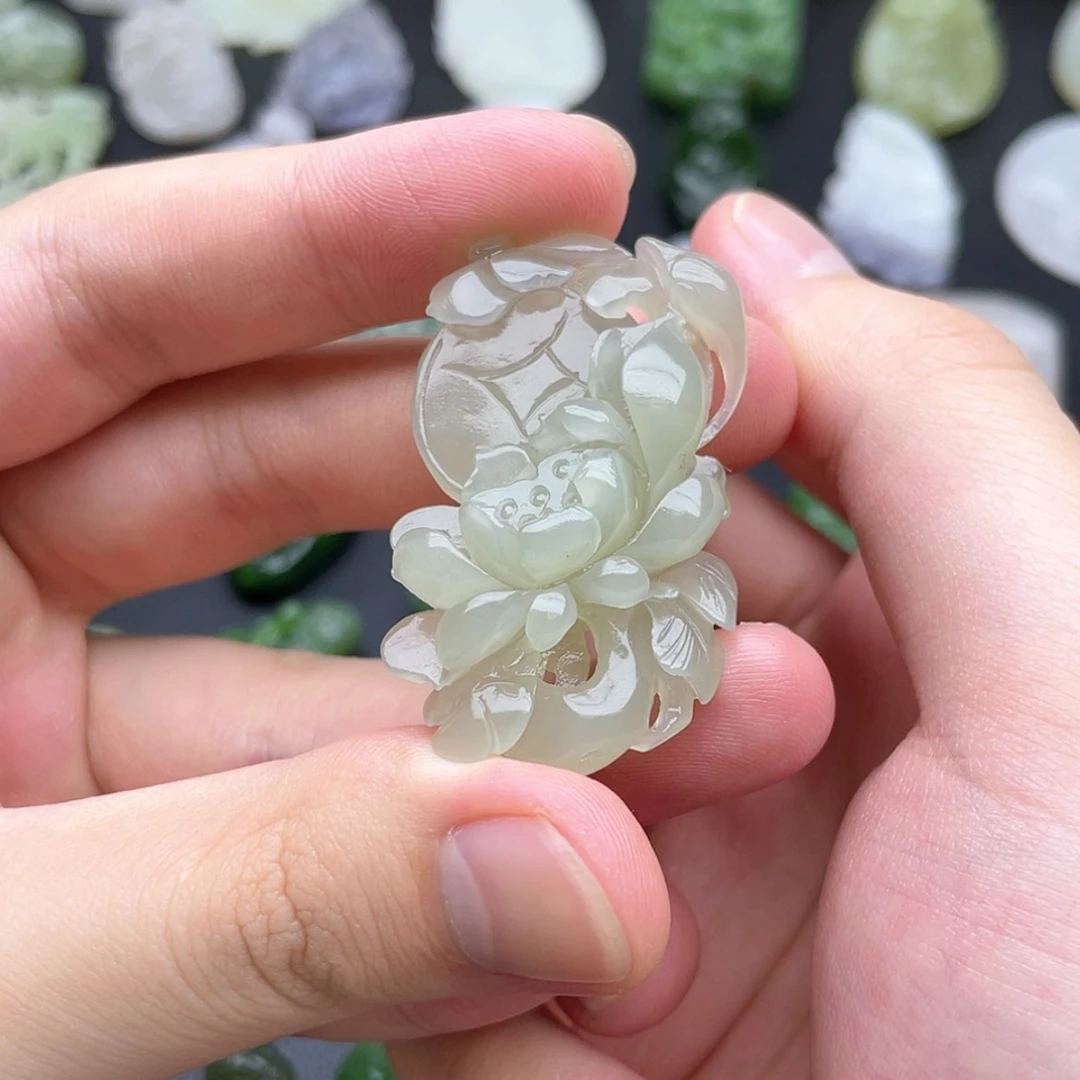 【闪购商品】颈饰未镶嵌和田玉