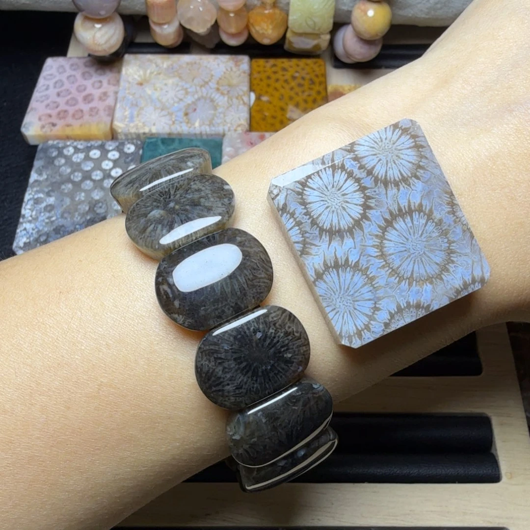 硅化玉未镶嵌黑色大花 套装