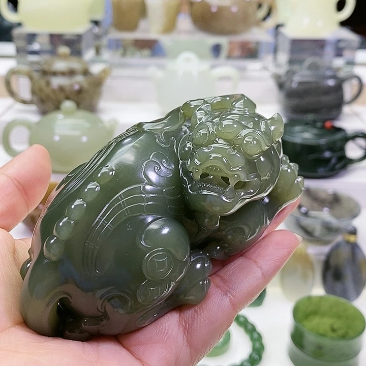 未镶嵌和田玉挂件吉*貔貅