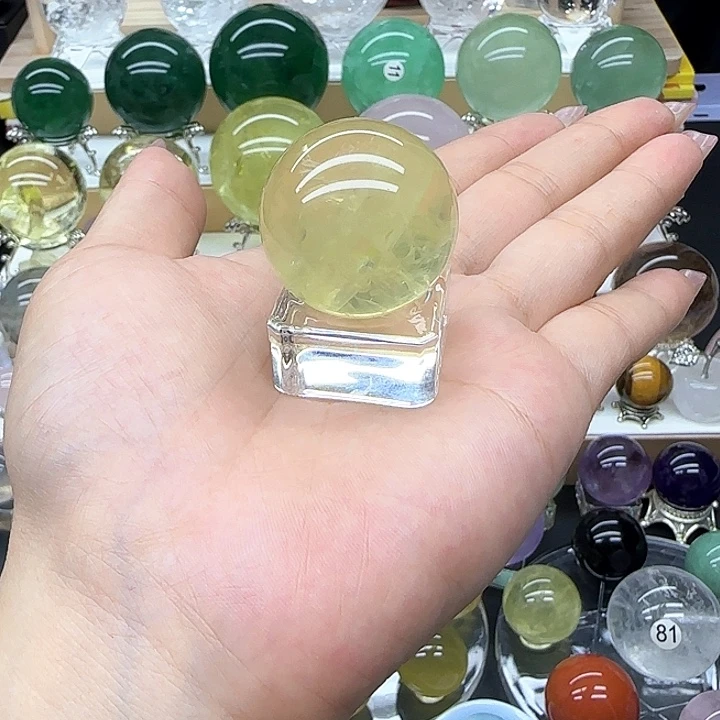未镶嵌珠宝半成品水晶