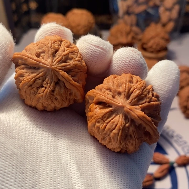 吊坠文玩核桃野生39