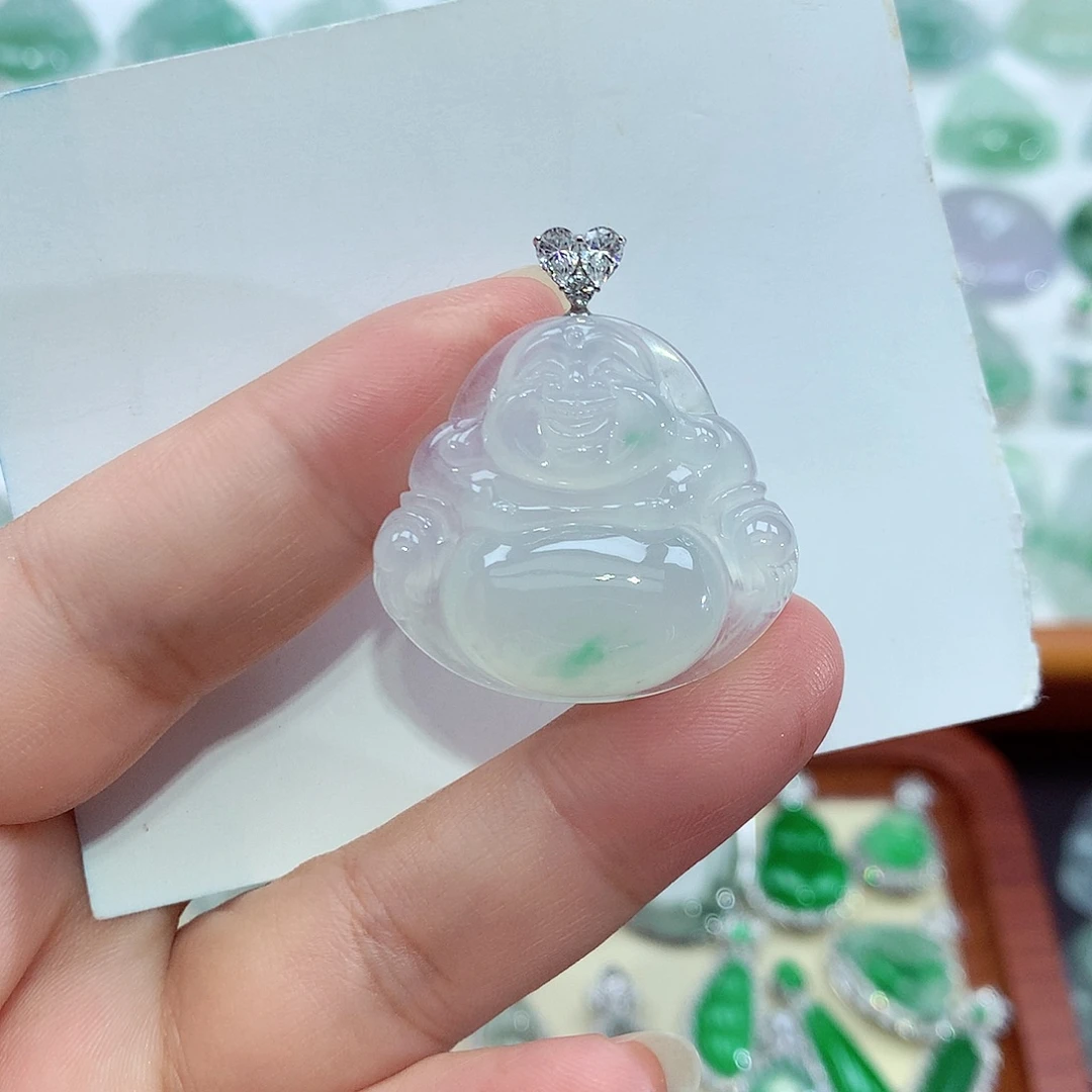 翡翠18K金镶嵌颈饰佛