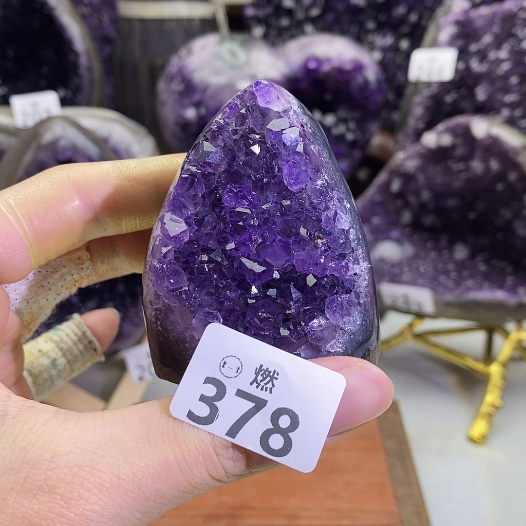 紫晶大型摆件（非配饰）未镶嵌