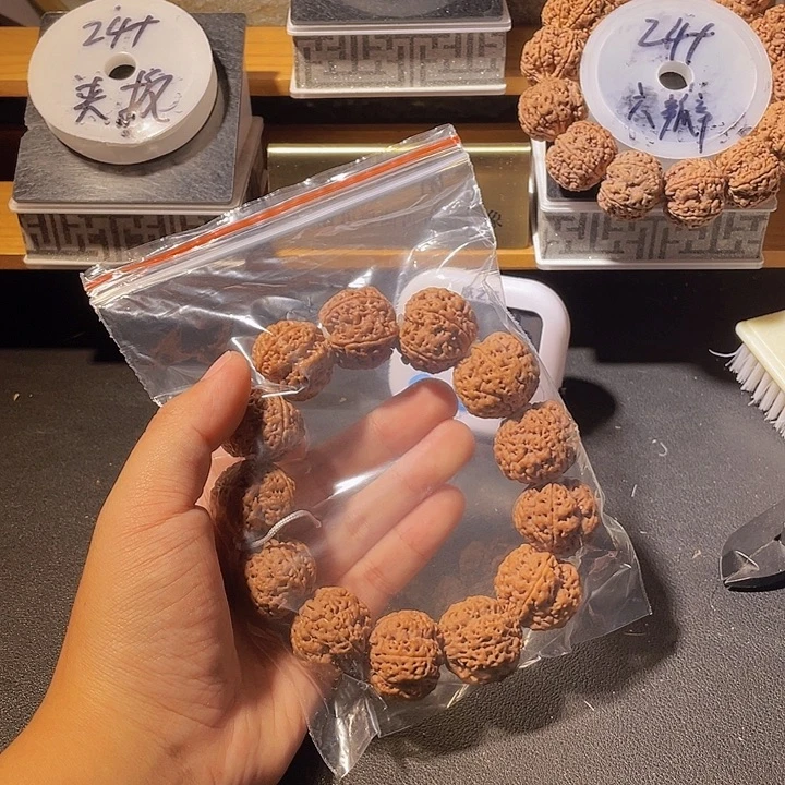 c***r金刚菩提手串金刚