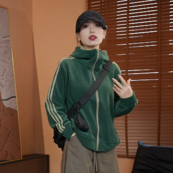 秋冬季新款保暖常规款连帽女长袖短外套运动双面奥粒绒加厚