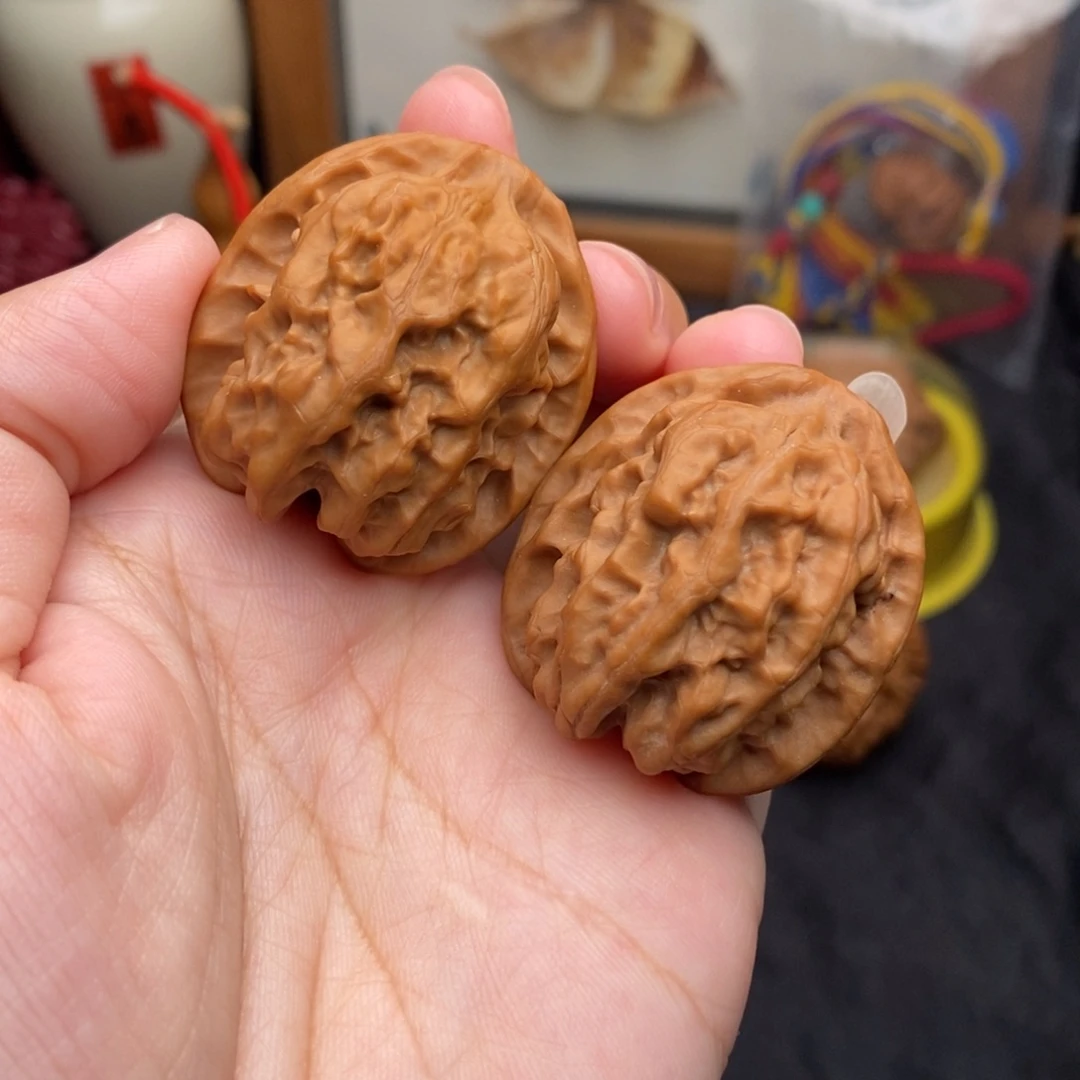 文玩核桃把件34磐石