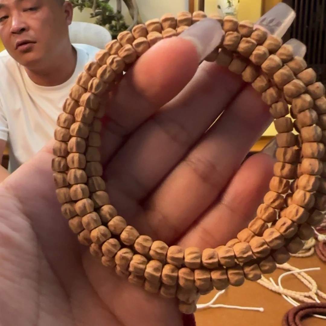 手串柏香籽/百香籽鲨鱼鳍5➕