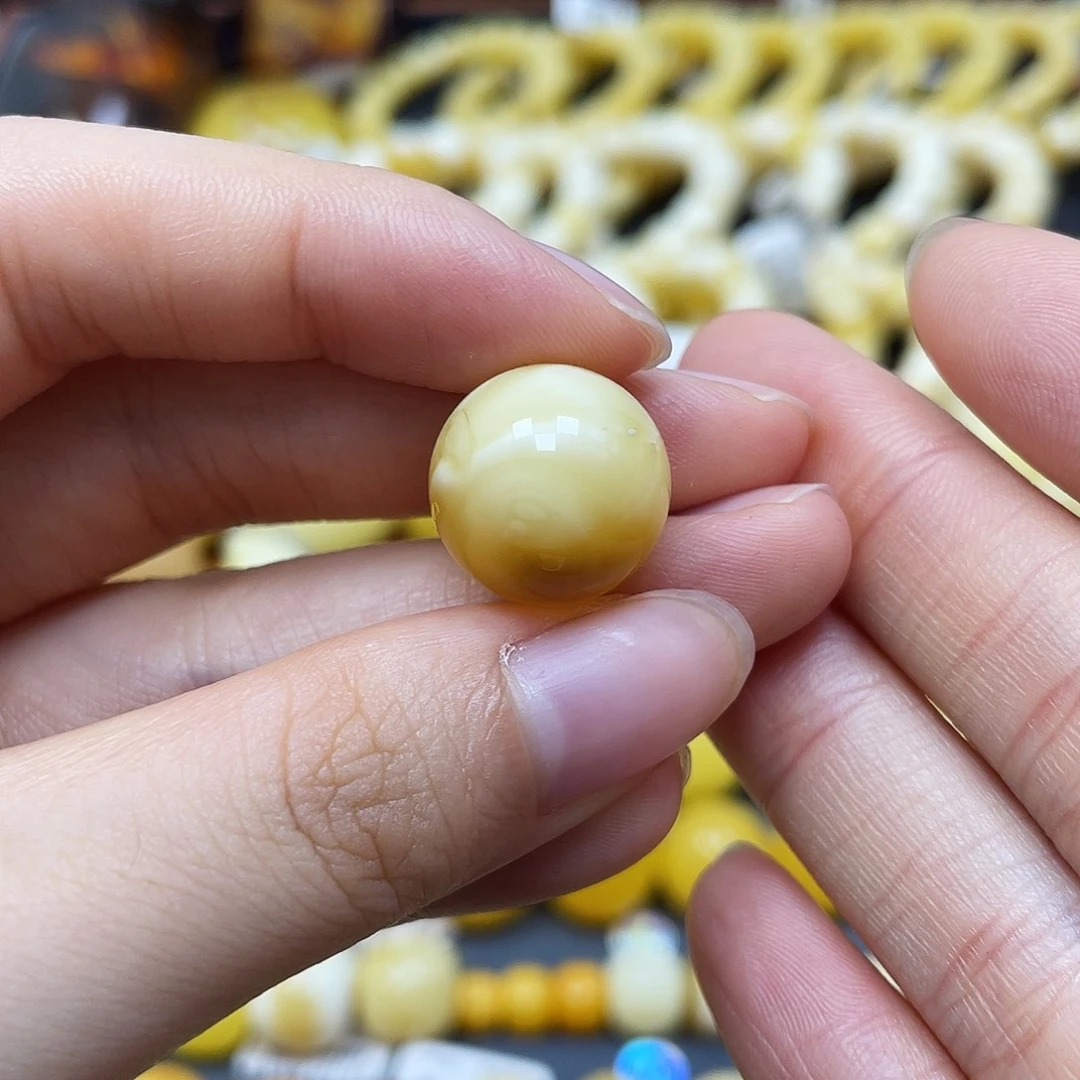 未镶嵌蜜蜡裸石圆珠15.3mm花粉