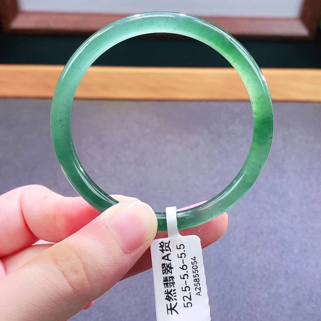 未镶嵌手镯翡翠天然翡翠
