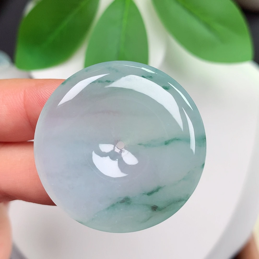 颈饰未镶嵌翡翠平安扣 35.8x5.7mm