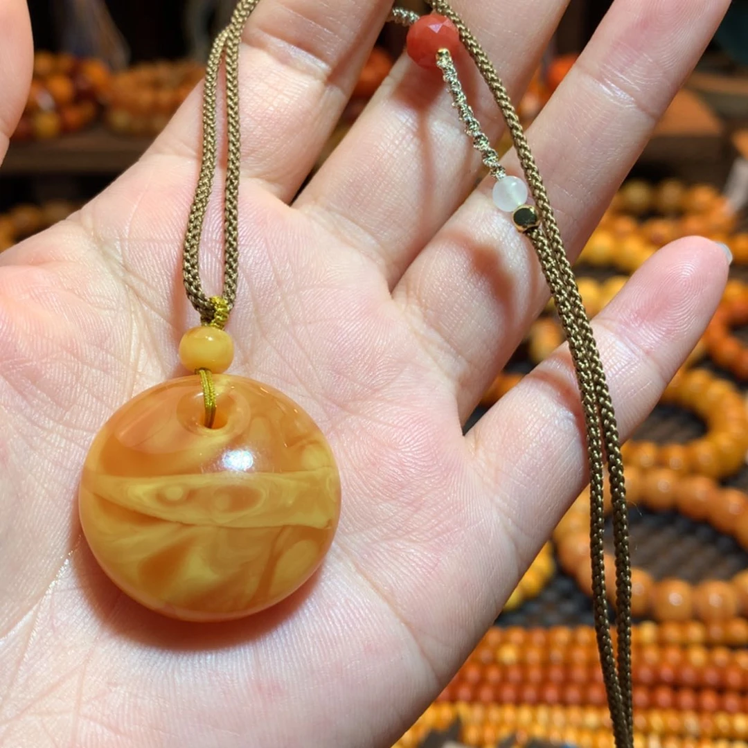 【闪购商品】蜜蜡吊坠(赠链)未镶嵌