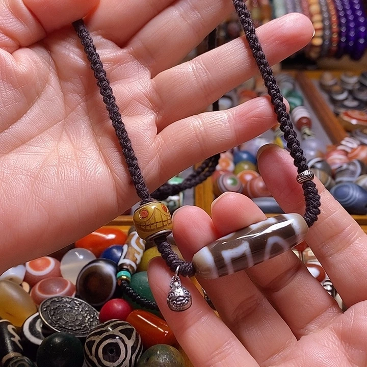 玛瑙/玉髓未镶嵌颈饰