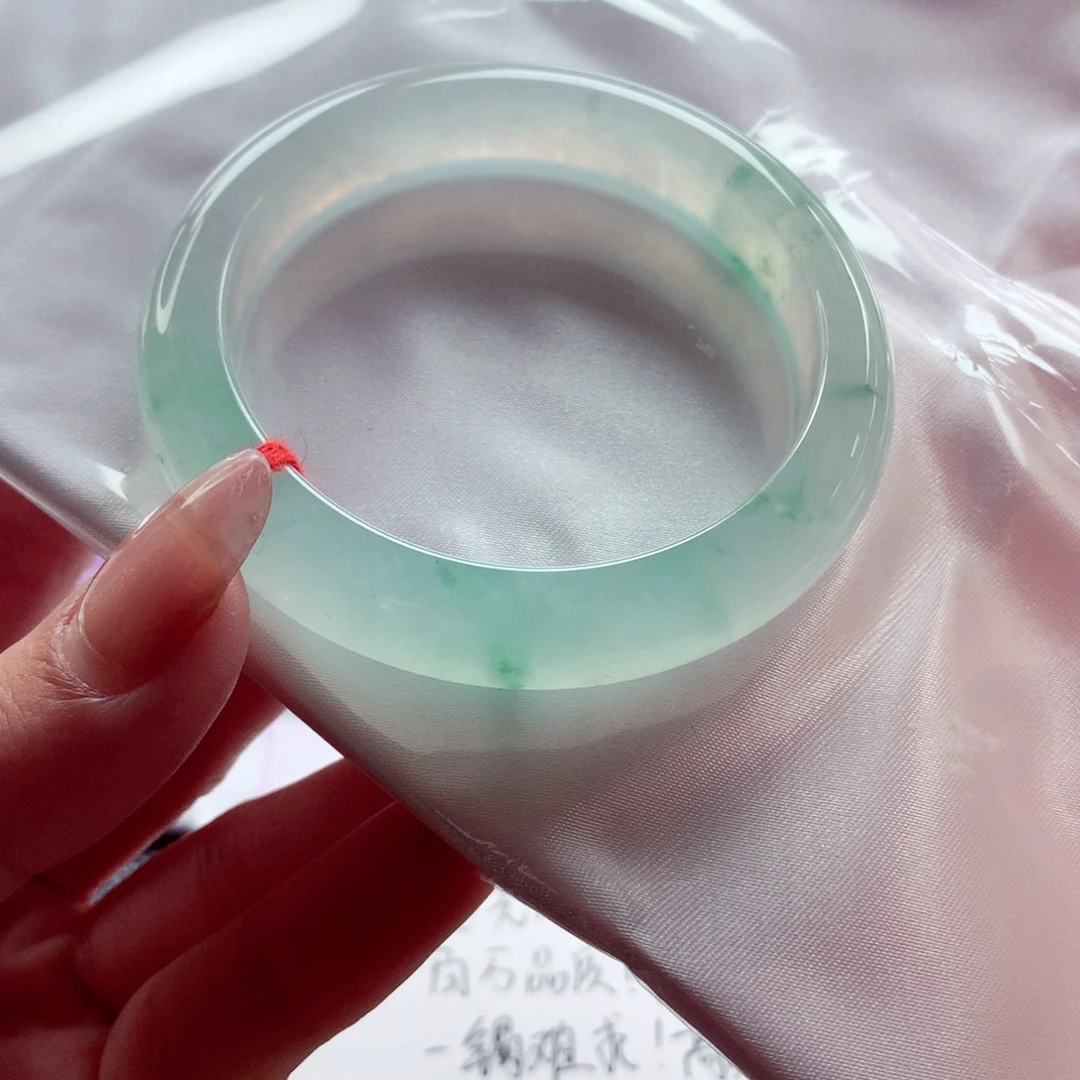 翡翠未镶嵌手镯师妹54.7小高冰荧光茉莉山茶