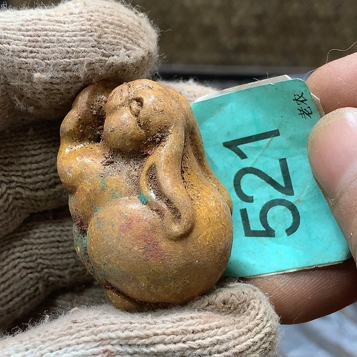 未镶嵌和田玉挂件