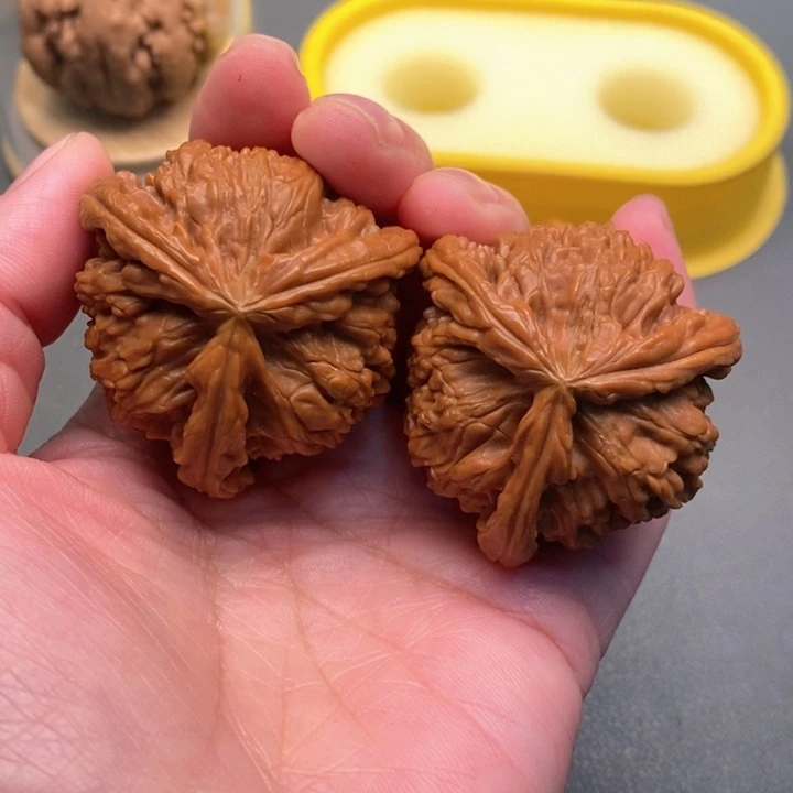 木质类我**希核桃核桃