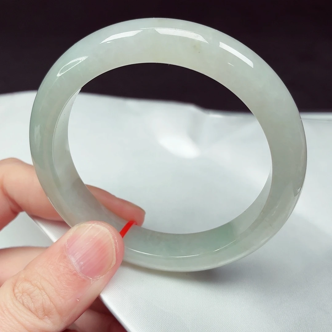 翡翠未镶嵌手镯61.2圈