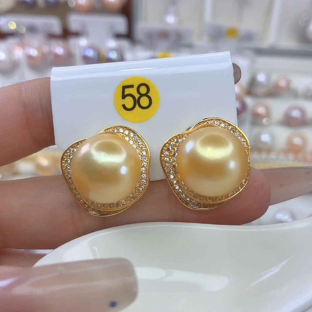 未镶嵌淡水珍珠耳饰