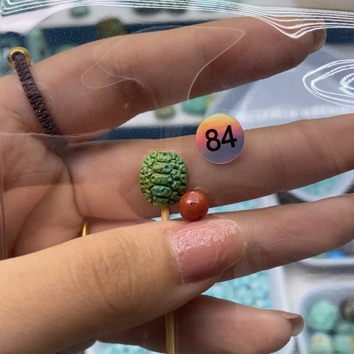 南红玛瑙未镶嵌珠宝奇石